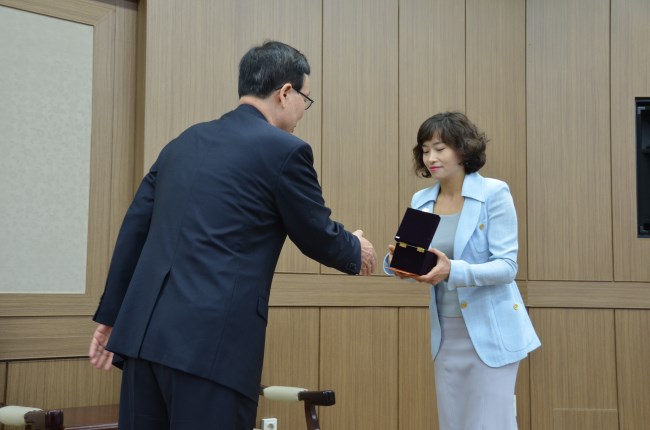 [2014. 5. 19] 개교 74주년 장기근속 교직원 표창 수여식